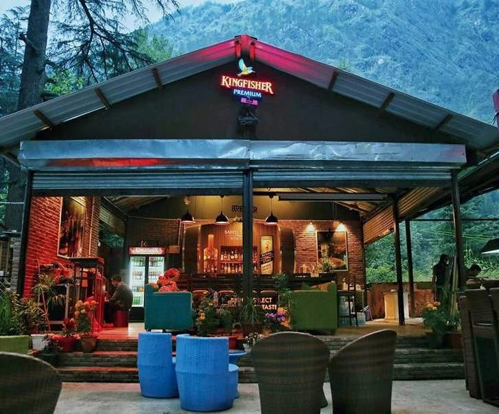 Riverside Café - top things to do in kasol