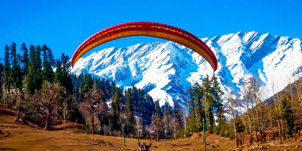 solang valley -paragliding - top things to do in kasol