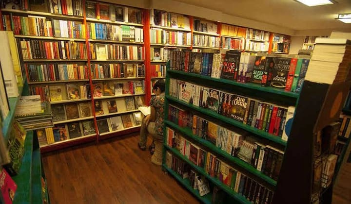 Full circle bookstore - best bookstore in Delhi