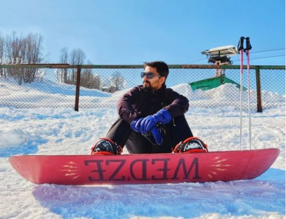 Navankur Chaudhary – Yatri Doctor - top travel vloggers in India