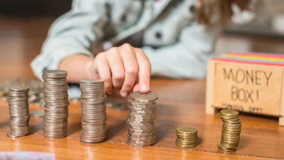money management tips to teach your teenager - start giving pocket money